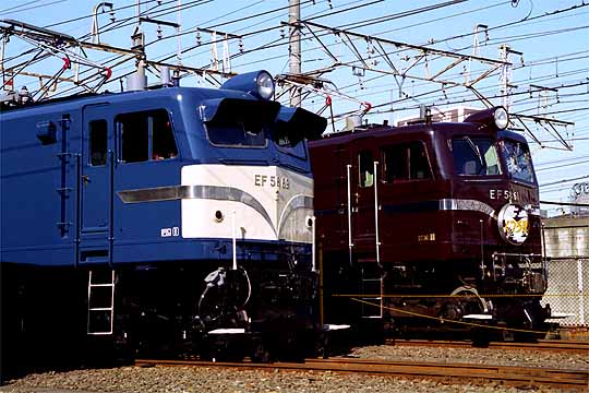 EF5889＆EF5861